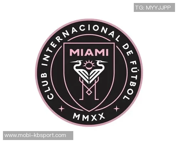 外媒曝光拜仁2627赛季客场球衣设计白色主色调EV队徽重返引发关注 外媒曝光拜仁2627赛季客场球衣设计白色主色调EV队徽重返引发关注