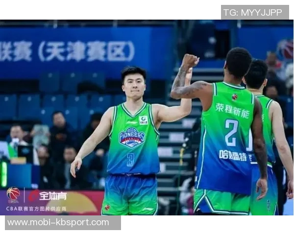 先行者主场逆转北京控股收获赛季首胜展现强大韧性与团队合作精神